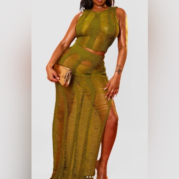 PrettyLittleThing Olive Knit Skirt Set - Picture 4 of 8